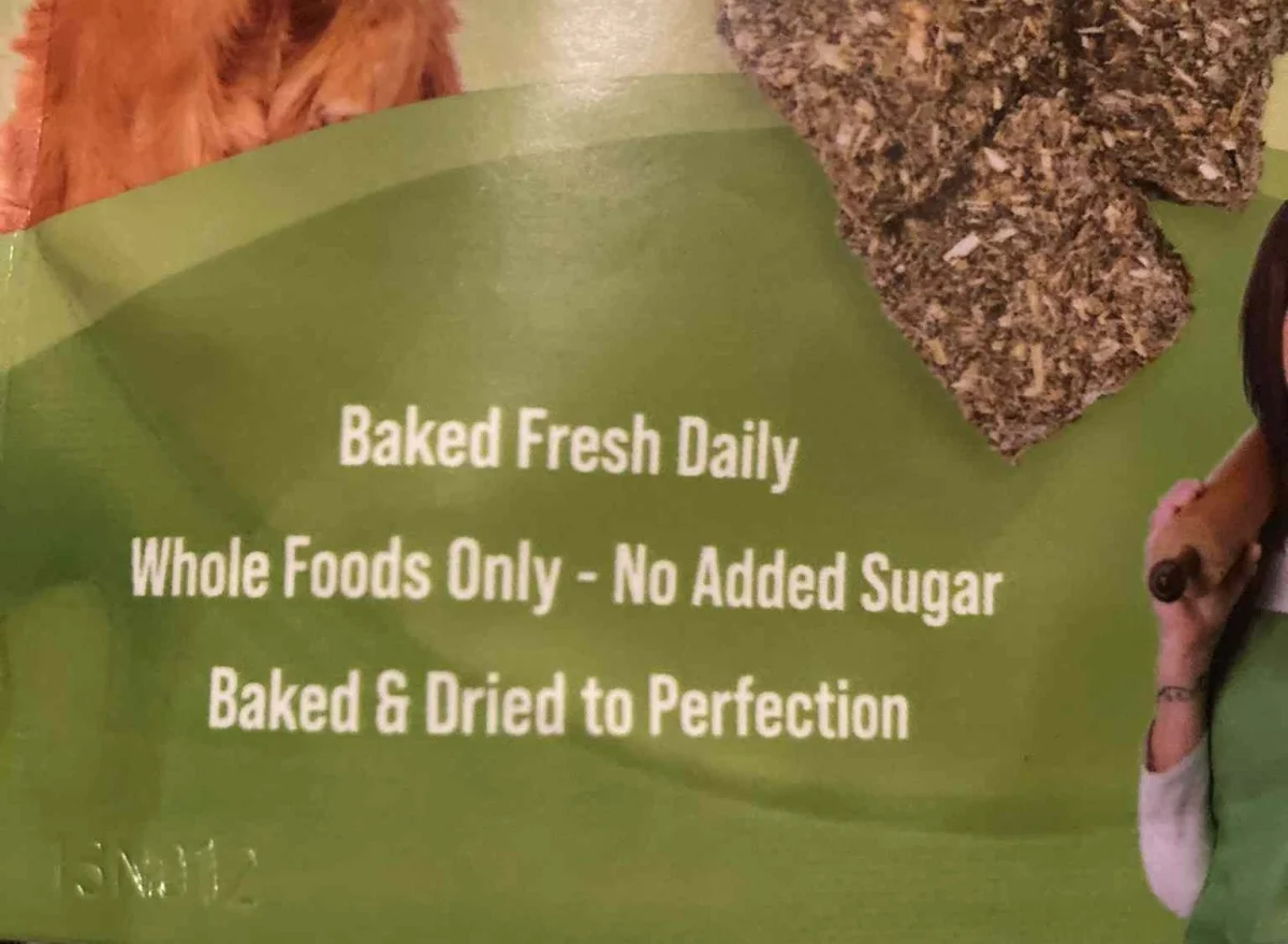 Blurry words on Healthy Snackers package